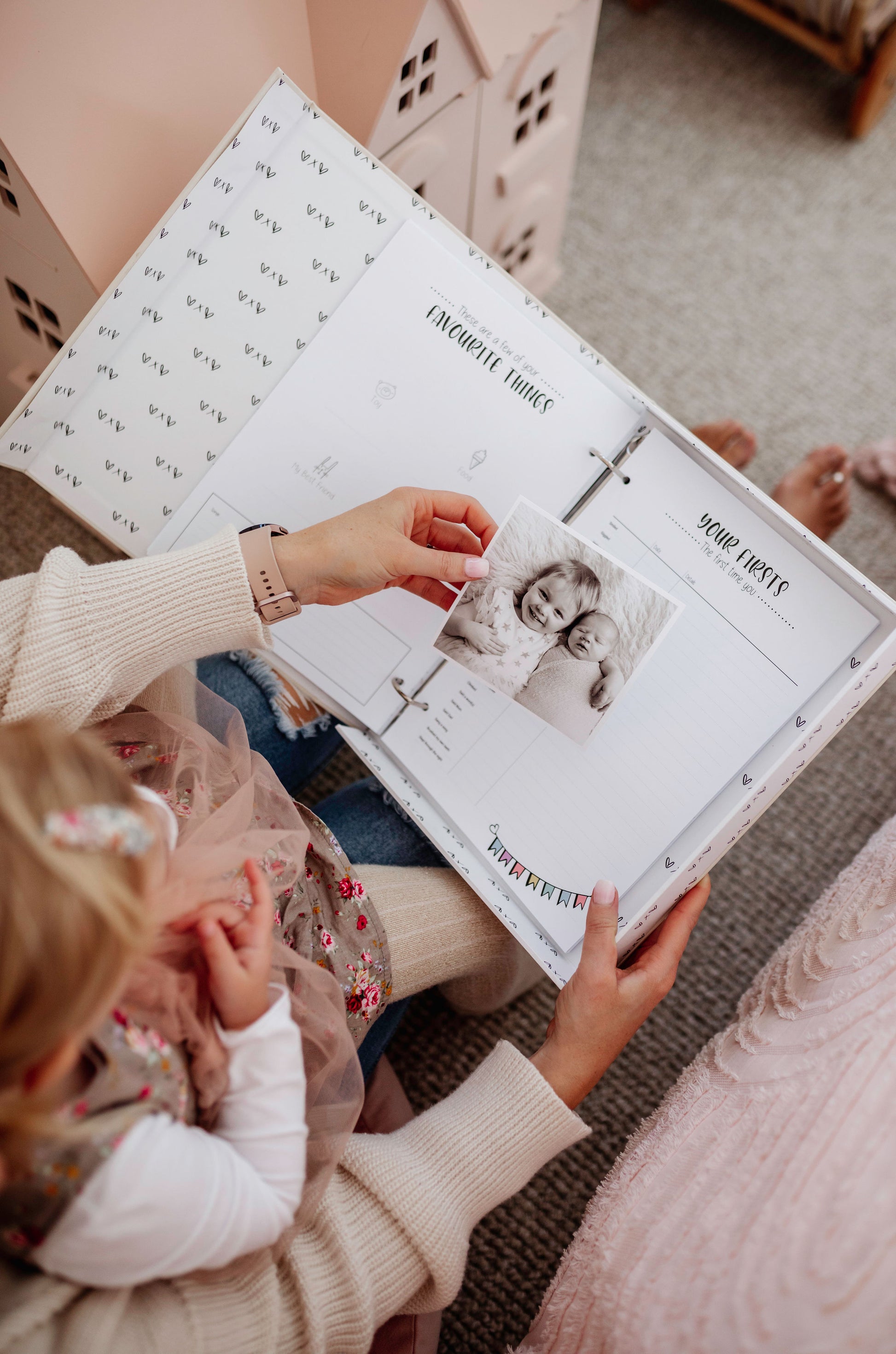 Baby milestones keepsake binder for recording first year memories by The Keepsake Kollective. Your first and favourite things pages